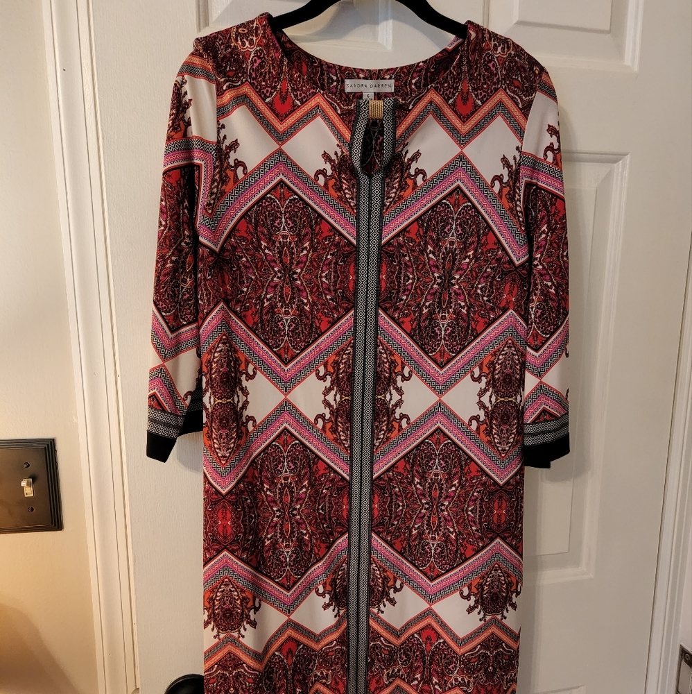 Black, White, Pink, Red Shift Dress | Gold Detail | size 6